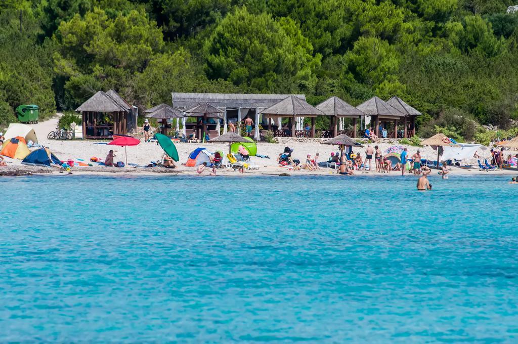 Hotel Maxim Božava エクステリア 写真