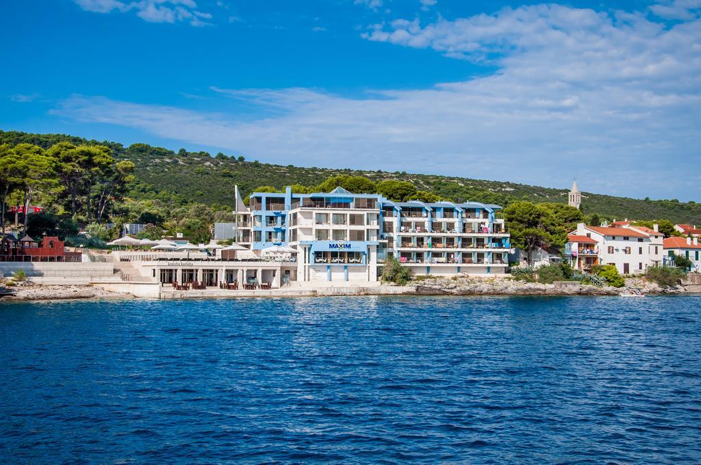 Hotel Maxim Božava エクステリア 写真